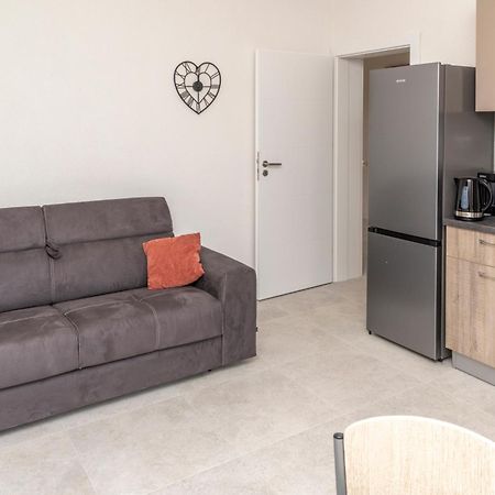 Apartman Sonia Apartment Nin Bagian luar foto